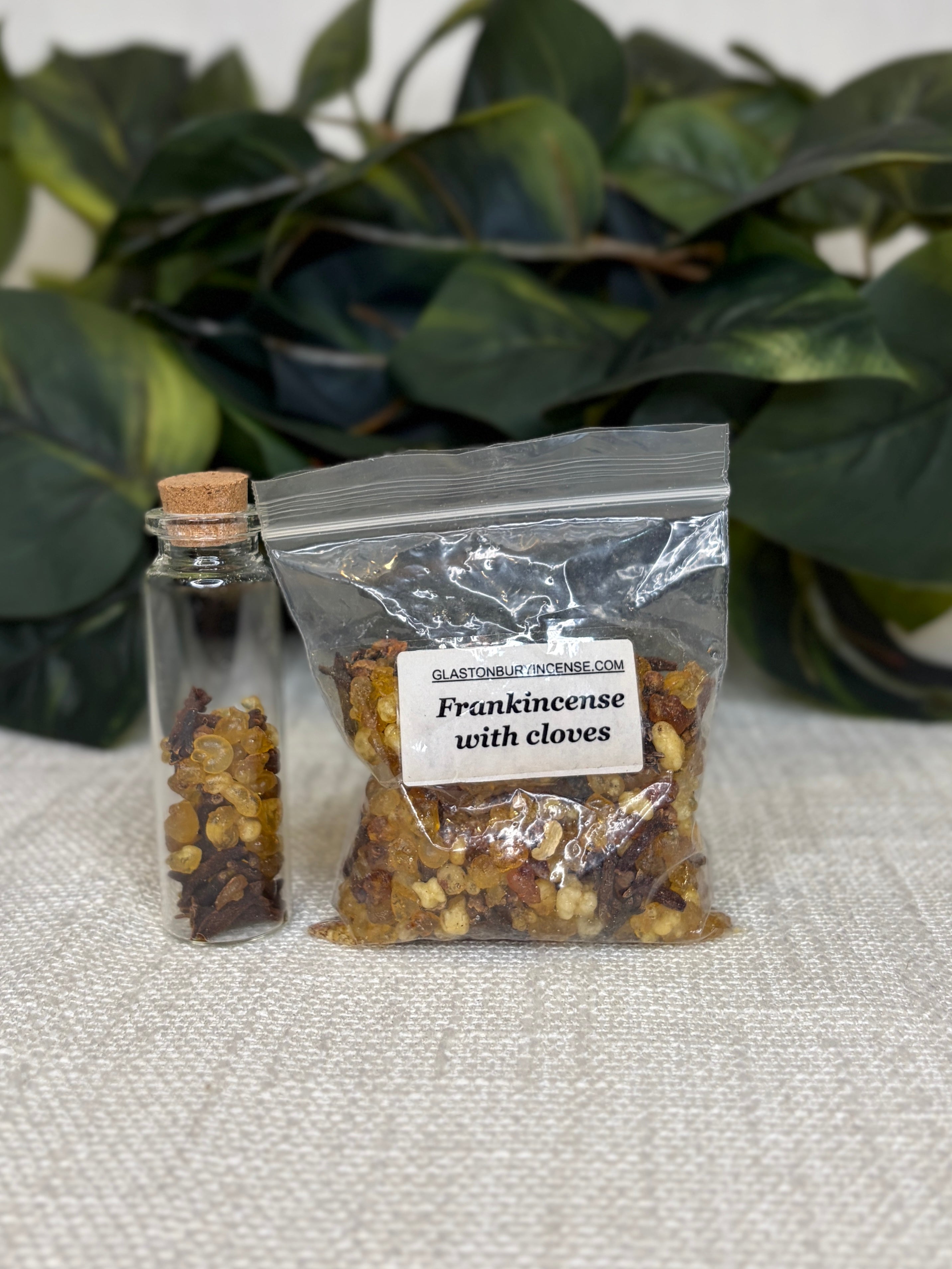 Frankincense with Cloves